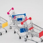 Мини-игры на сайтах онлайн-казино с яркими интерфейсами и элементами